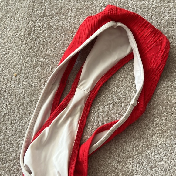 Frankies Bikini - Picture 3 of 8